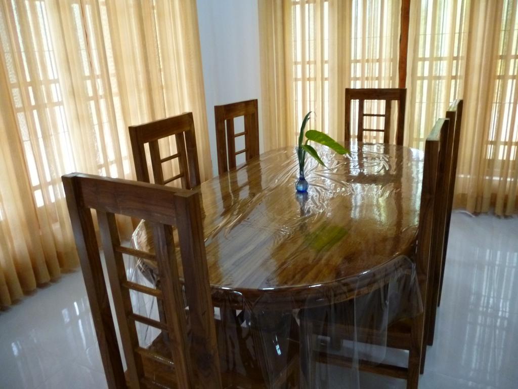 Serene Home Stay Udawalawe Kültér fotó