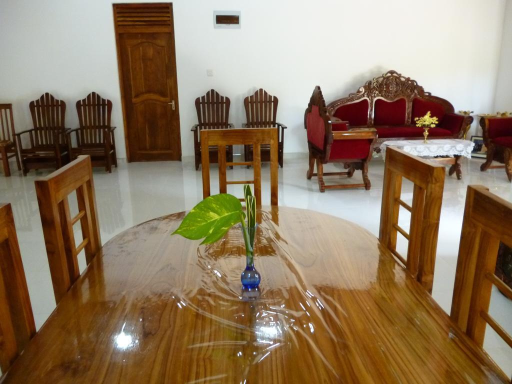 Serene Home Stay Udawalawe Kültér fotó