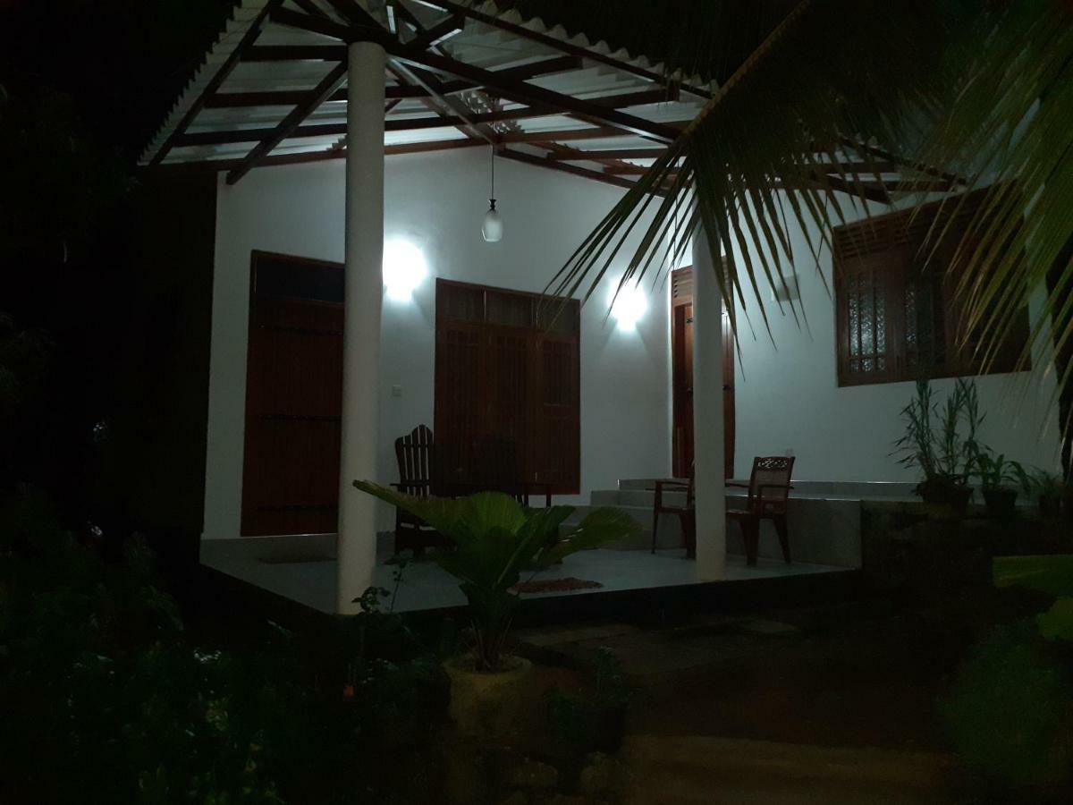 Serene Home Stay Udawalawe Kültér fotó