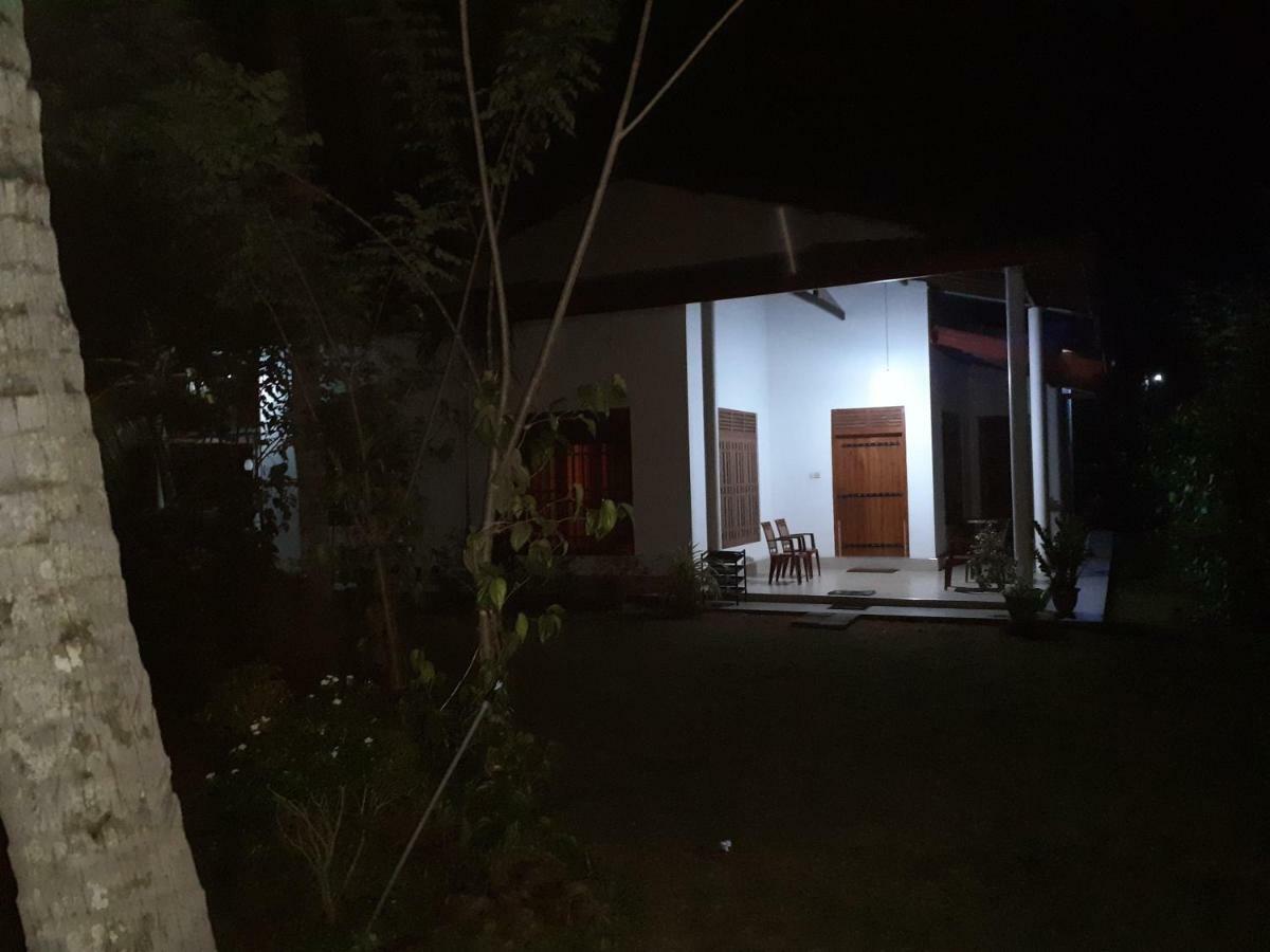 Serene Home Stay Udawalawe Kültér fotó